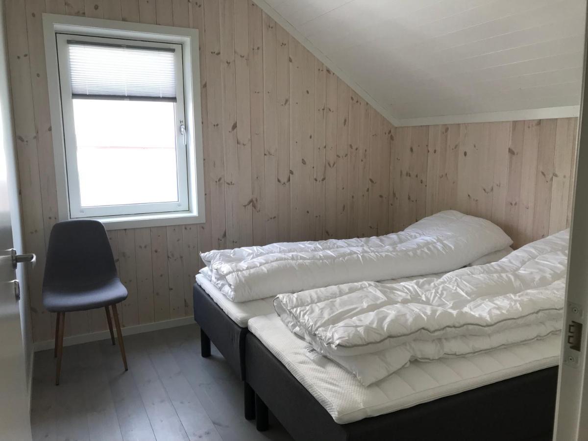 Nappstraumen seafront cabin Leknes Extérieur photo