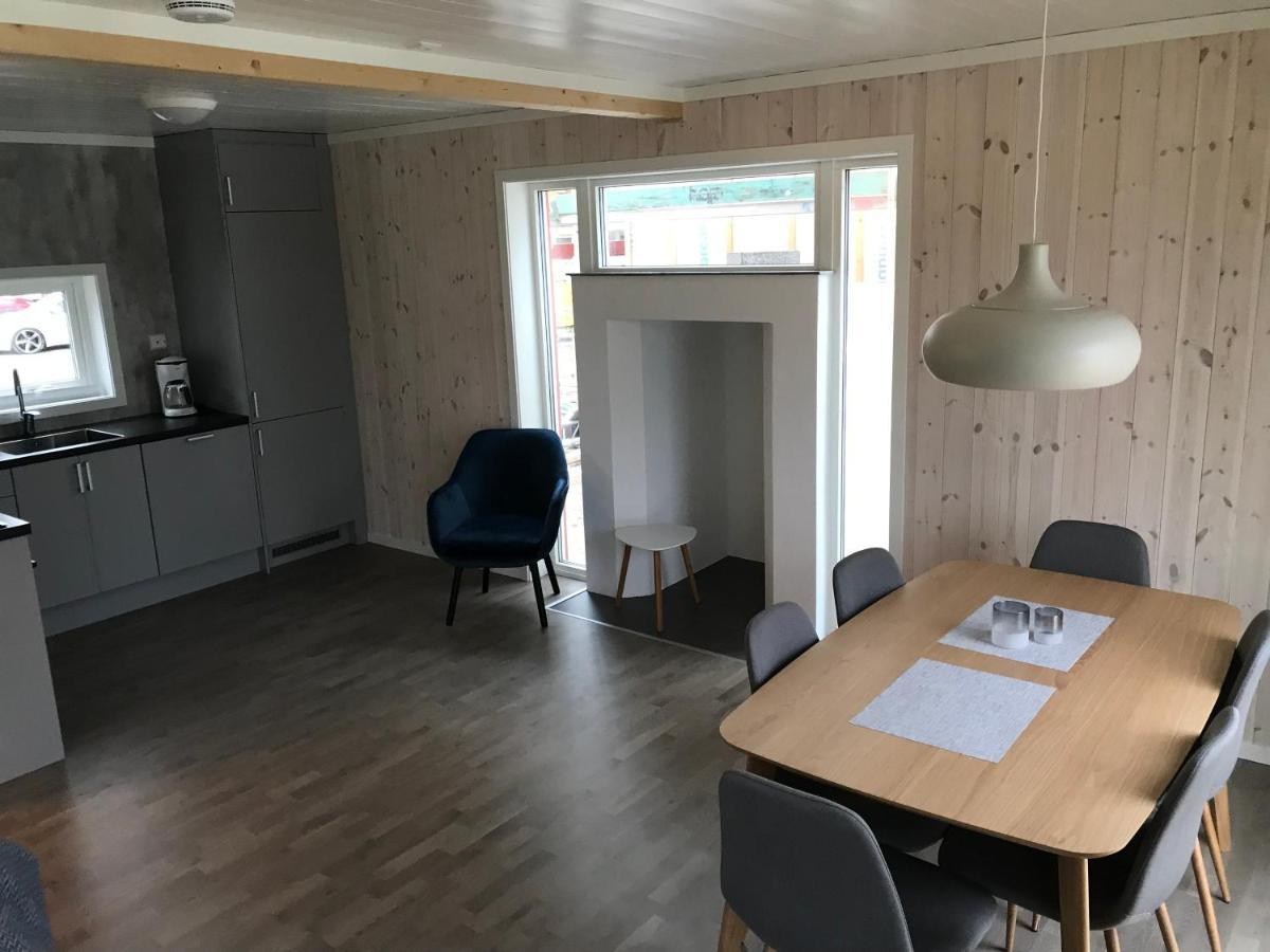 Nappstraumen seafront cabin Leknes Extérieur photo